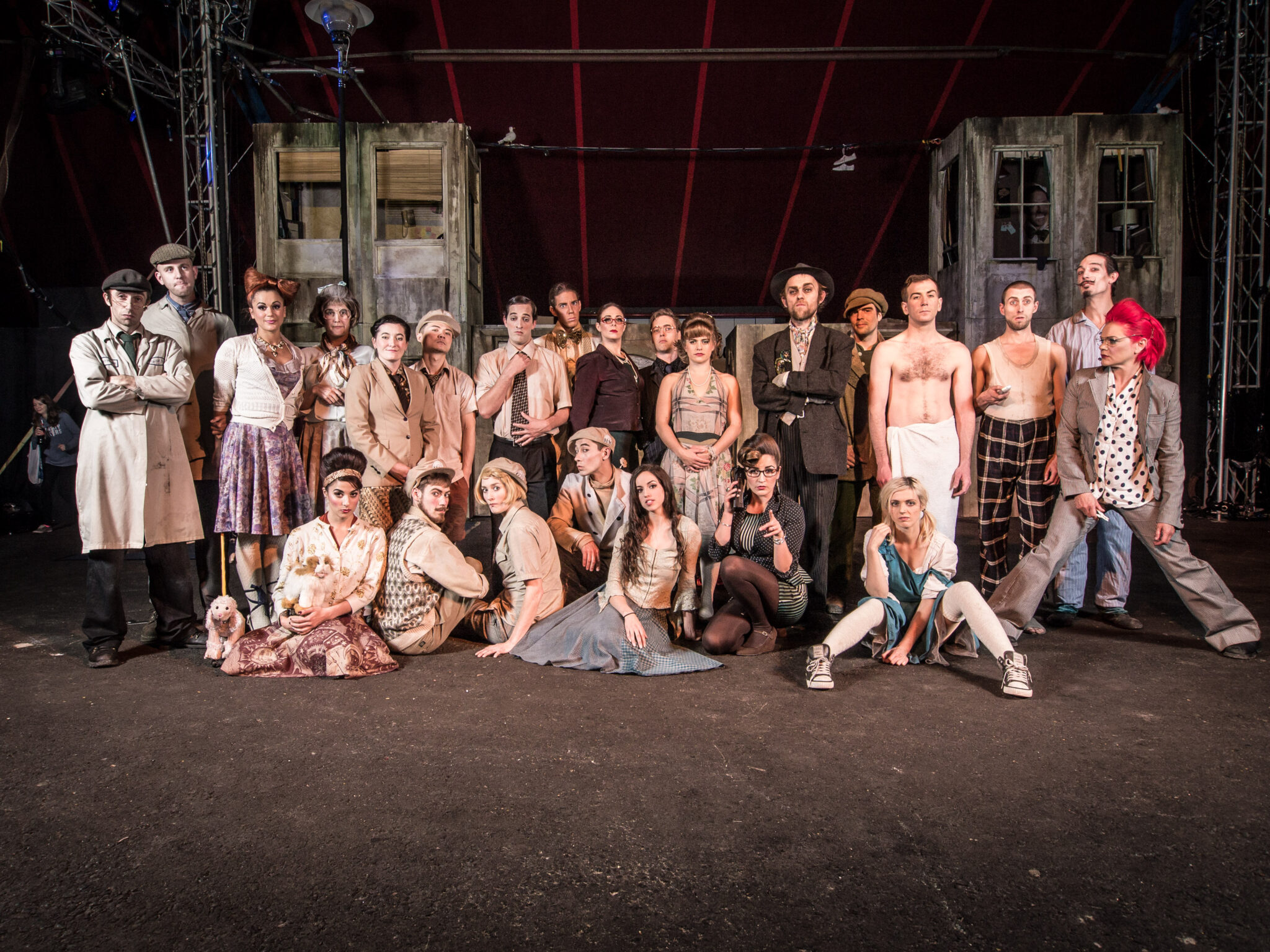 The Invisible Circus family - Invisible Circus